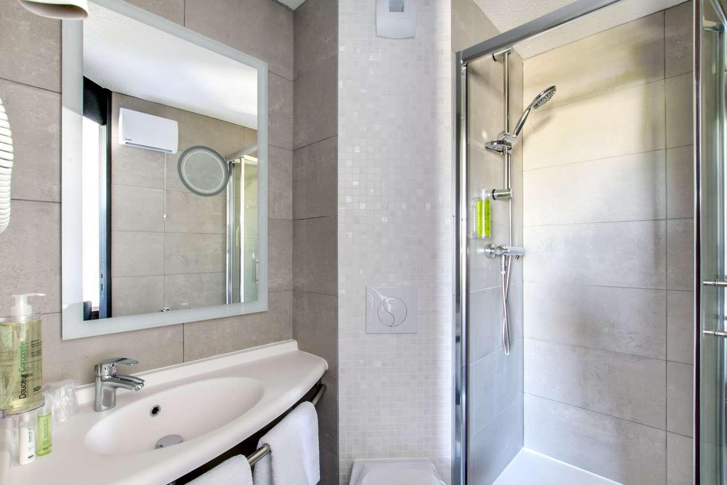Brit Hotel Reims La Neuvillette Dış mekan fotoğraf
