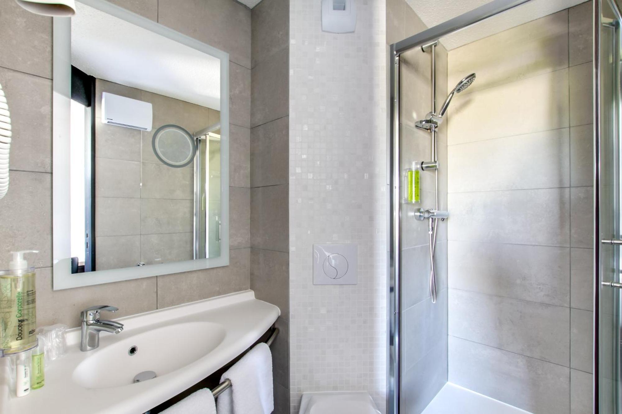 Brit Hotel Reims La Neuvillette Dış mekan fotoğraf