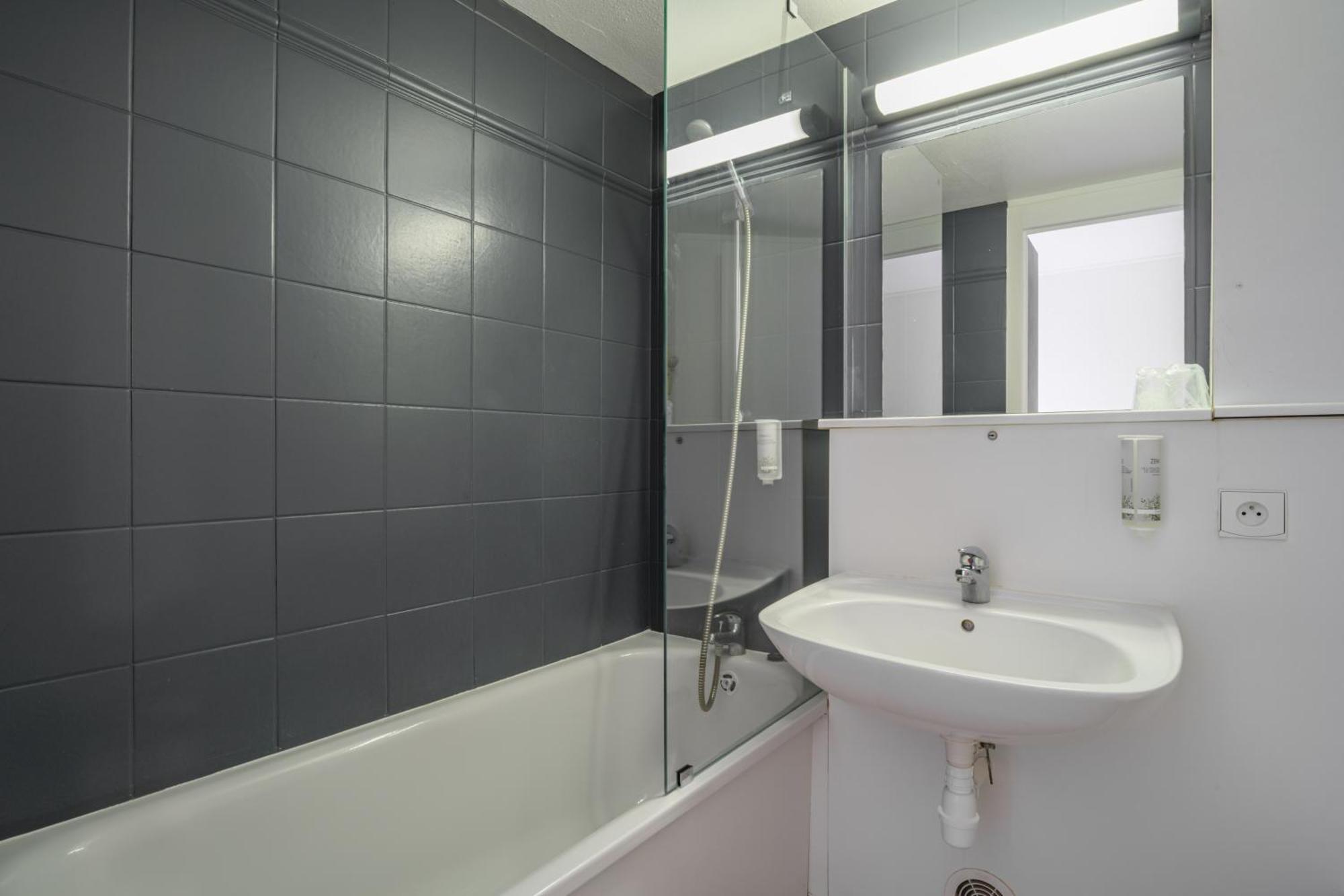 Brit Hotel Reims La Neuvillette Dış mekan fotoğraf